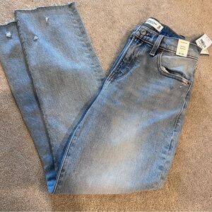 NWT Abercrombie & Fitch Mid Rise Boyfriend Jeans